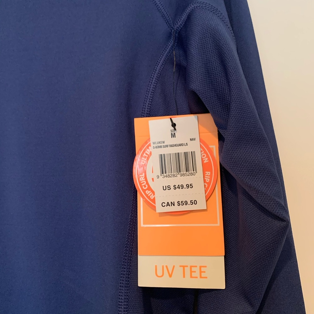 NWT Ripcurl Rashgard - Picture 2 of 3